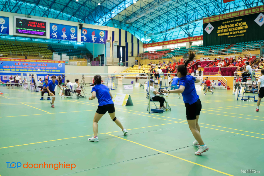 Top 10 địa chỉ thuê sân cầu lông ở Hà Nội uy tín, giá rẻ nhất 