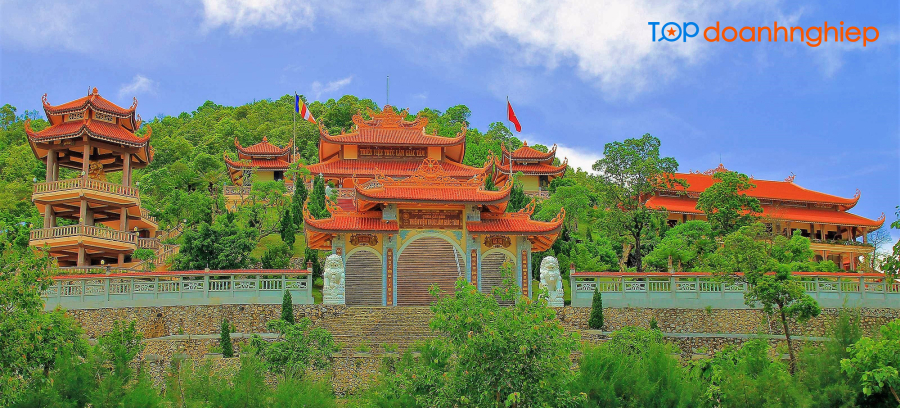 Top 10 các địa điểm du lịch Hạ Long đẹp, nổi tiếng, nên ghé